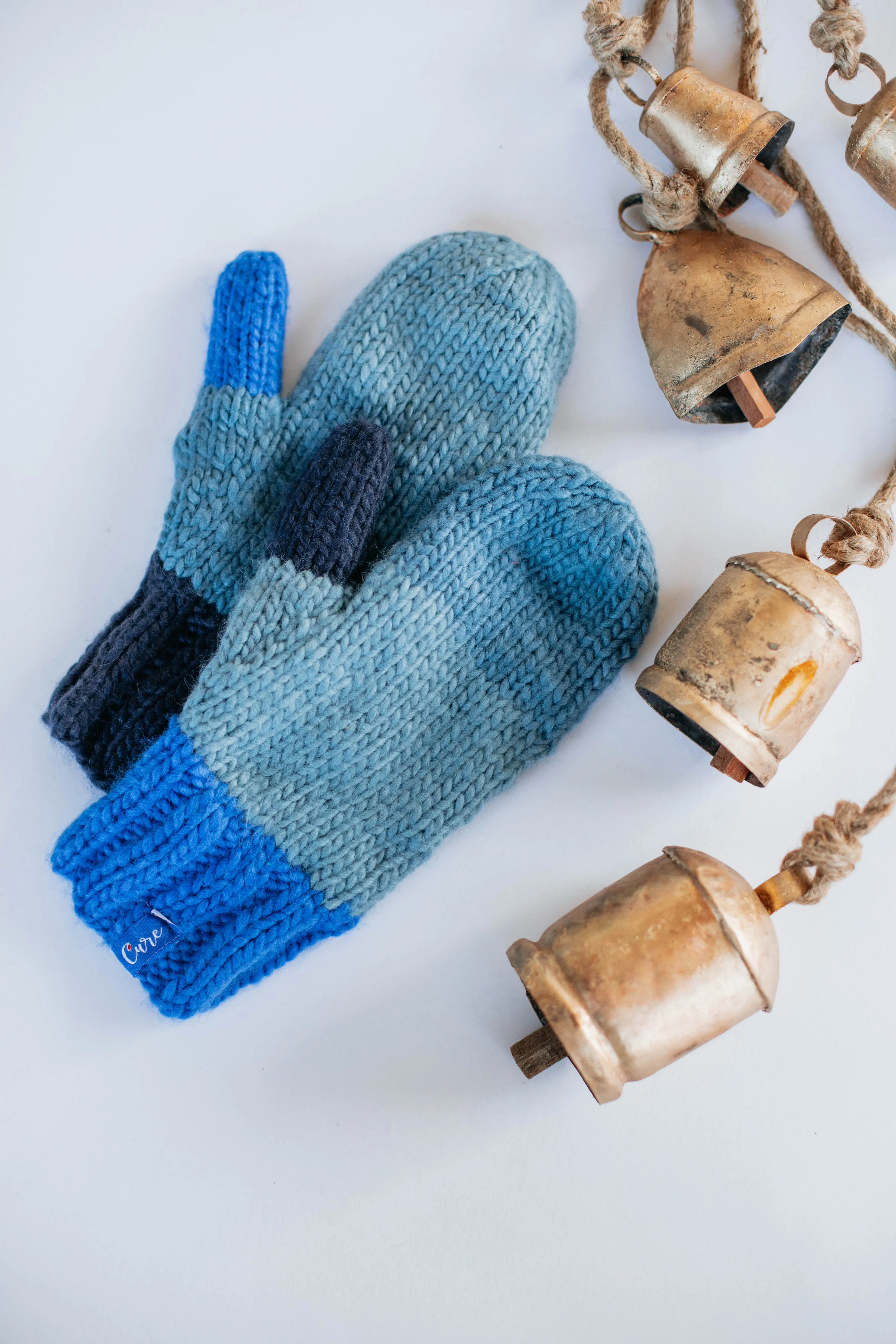 Chilly Greetings Mittens - Dusty Blue