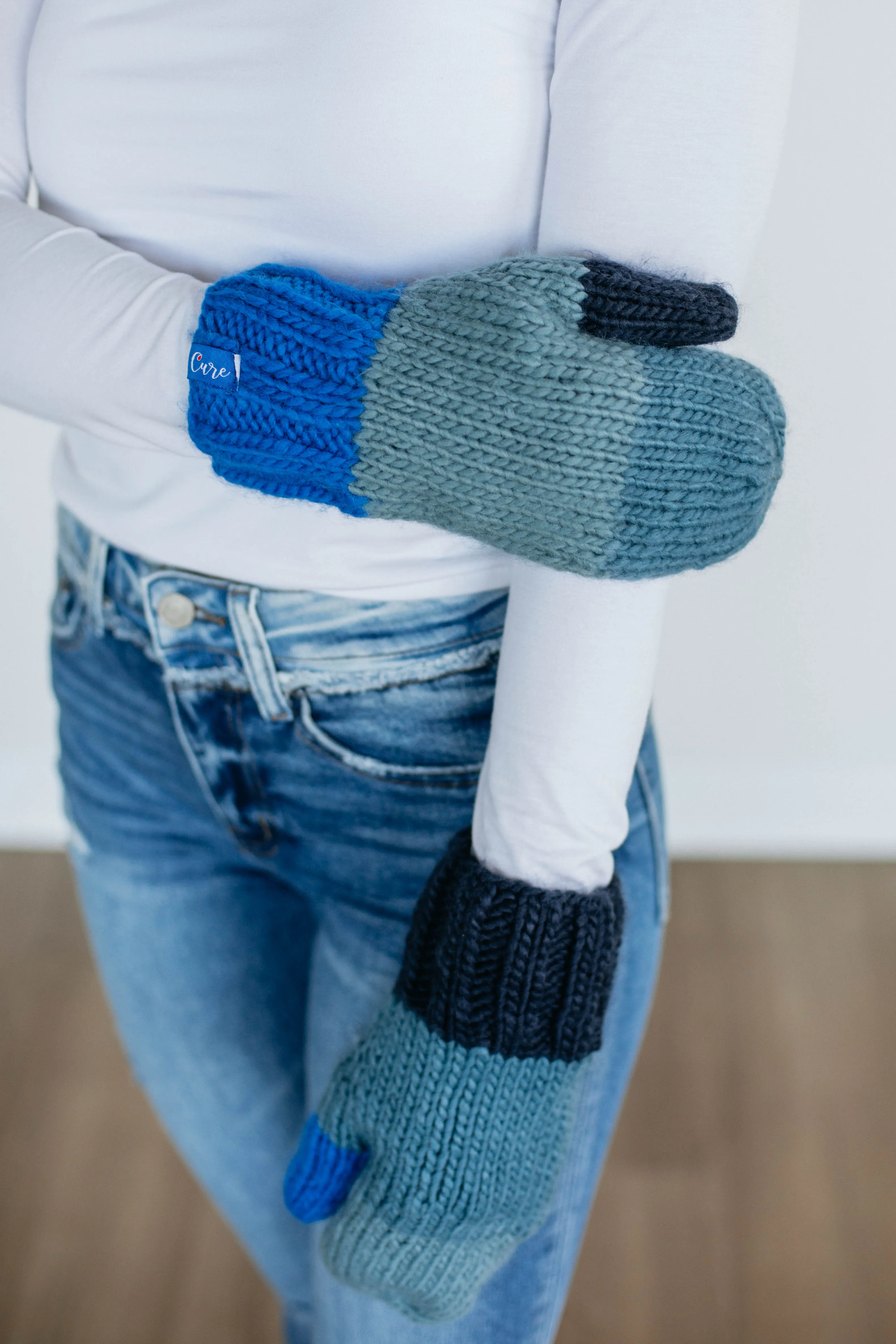 Chilly Greetings Mittens - Dusty Blue