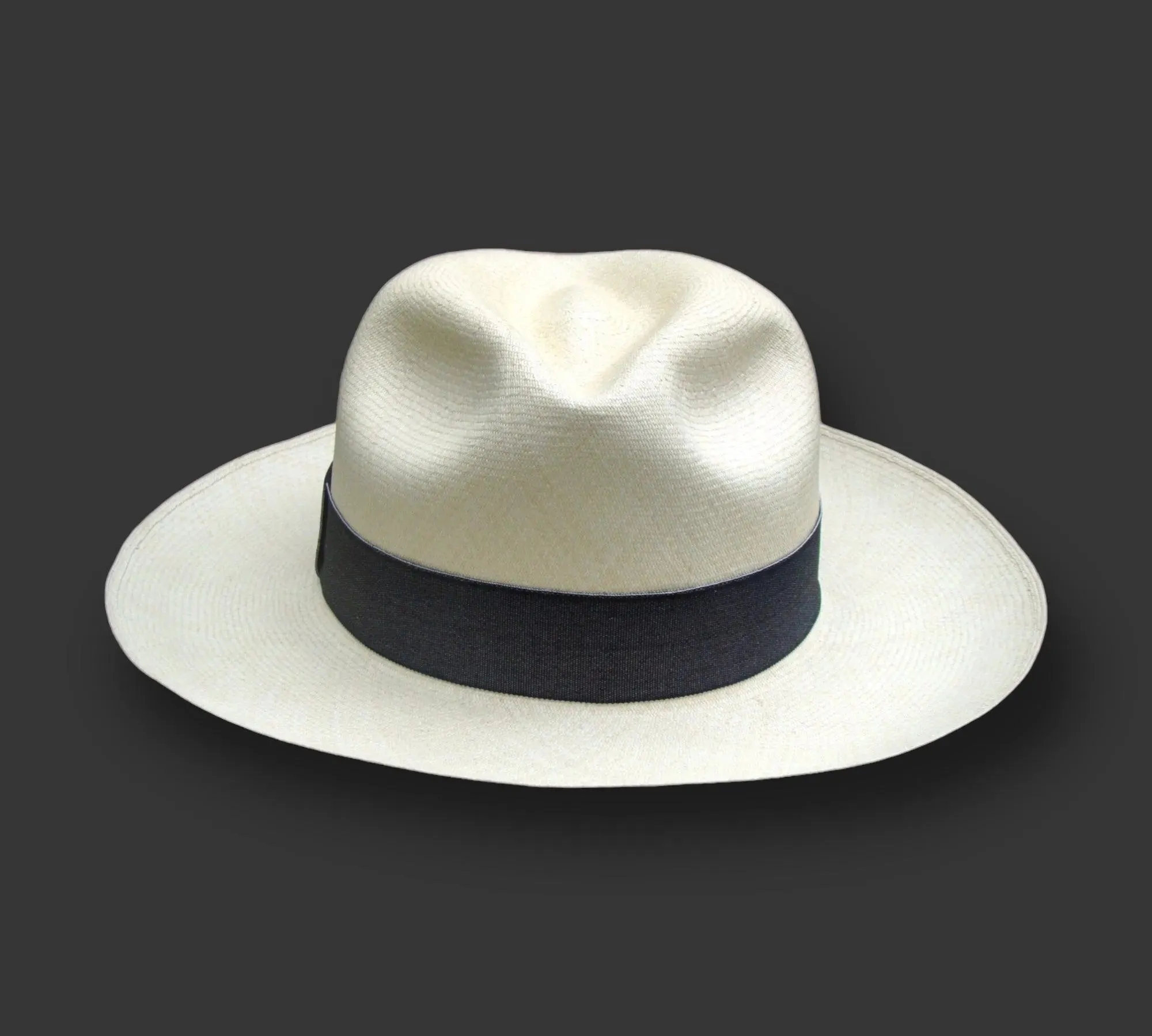 Panama Hat from Montecristi "Clásico" Fino fino