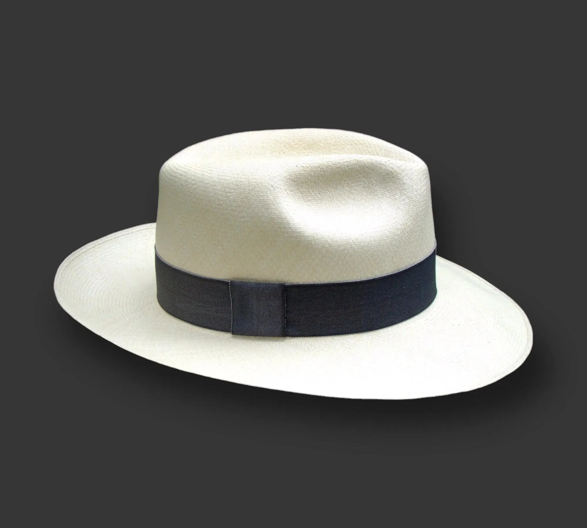 Panama Hat from Montecristi "Clásico" Fino fino