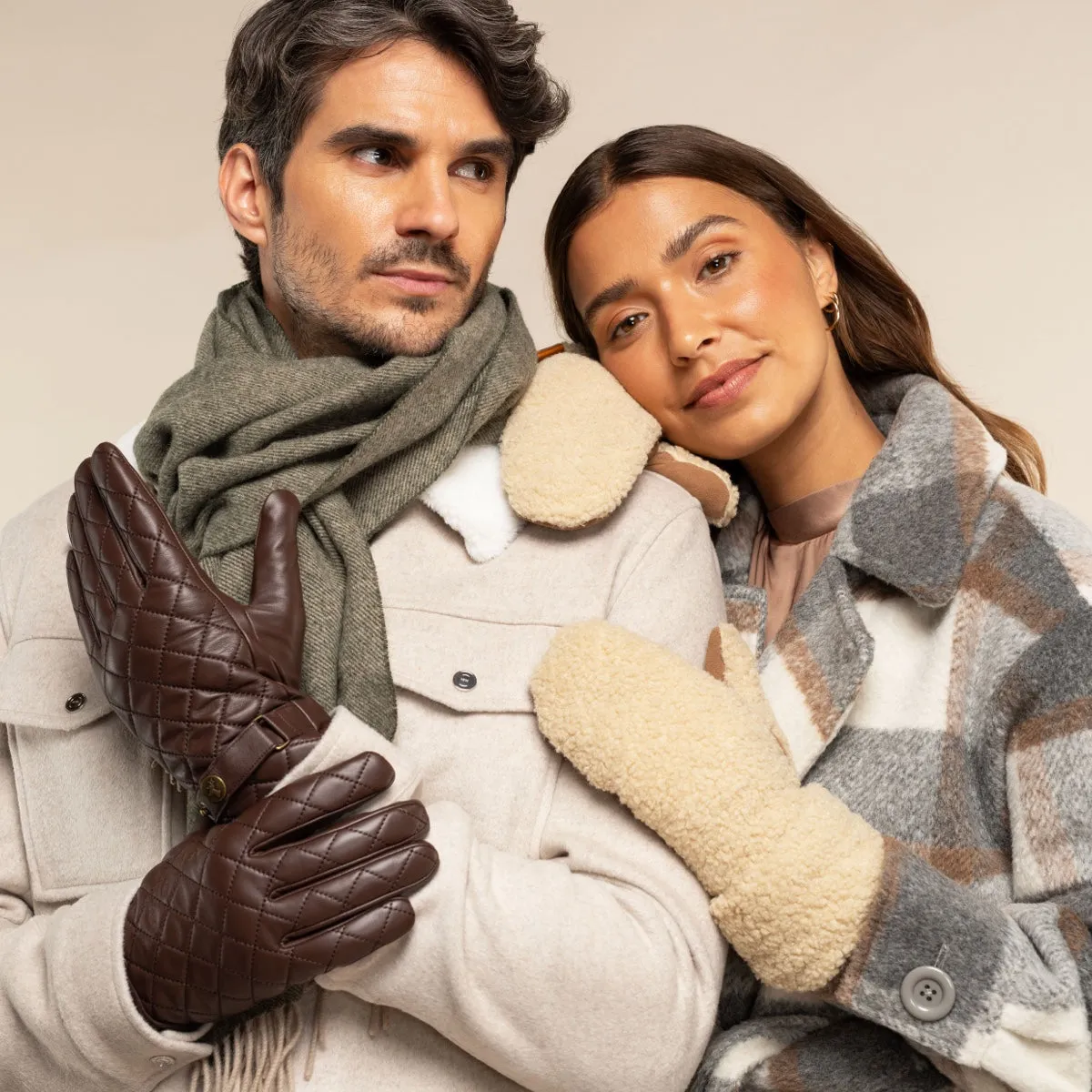 Sophia (beige) - Ultra-soft teddy mittens with warm faux fur lining