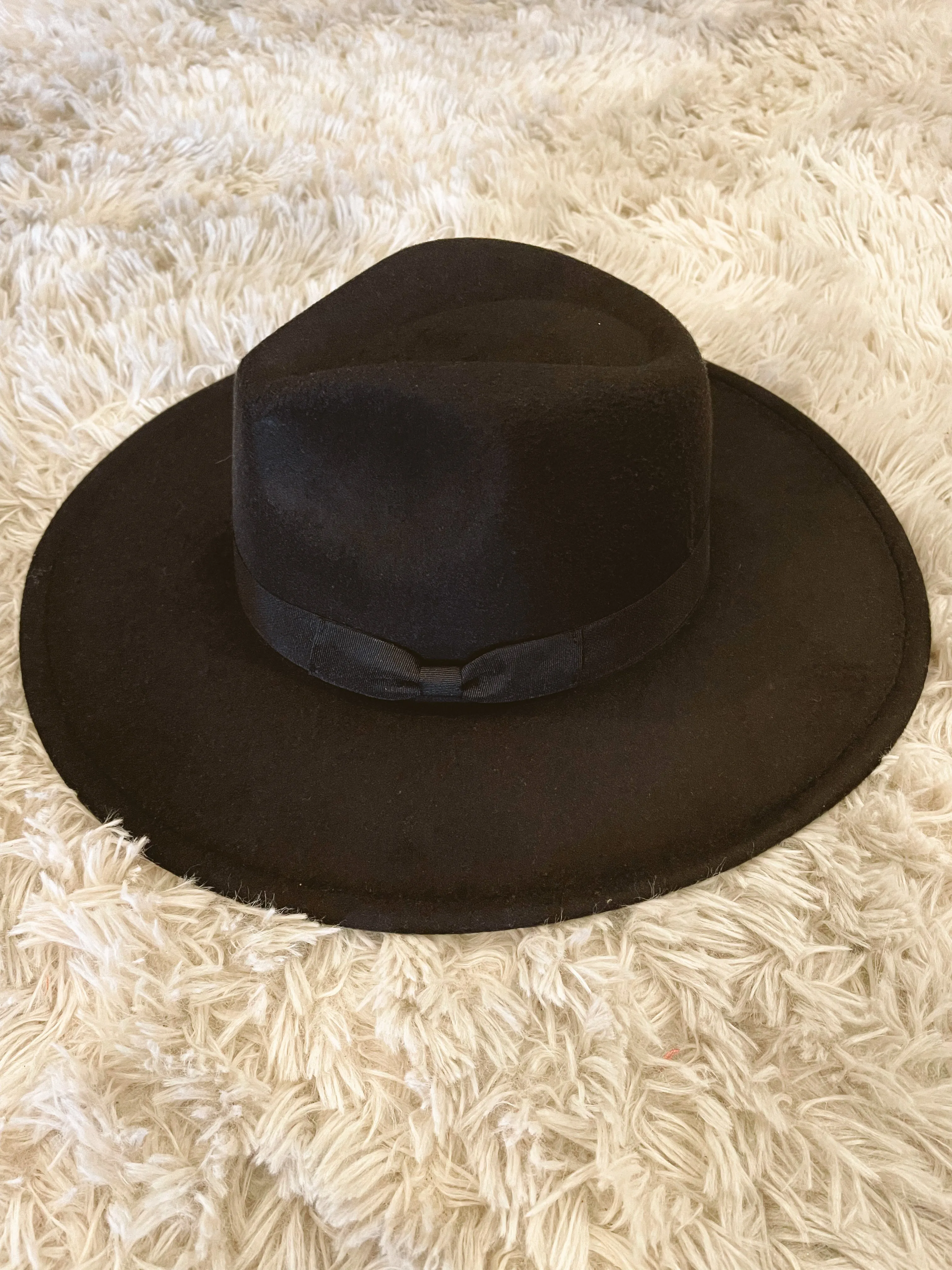 Trendy Wide Brim Side Bow Hat